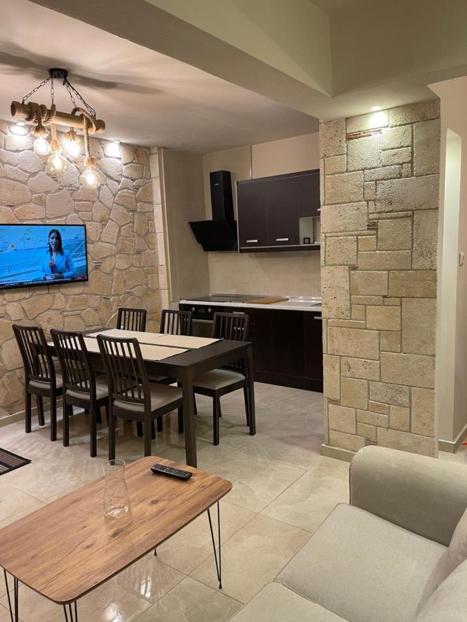 Stone Apartment 2 塞萨洛尼基 外观 照片